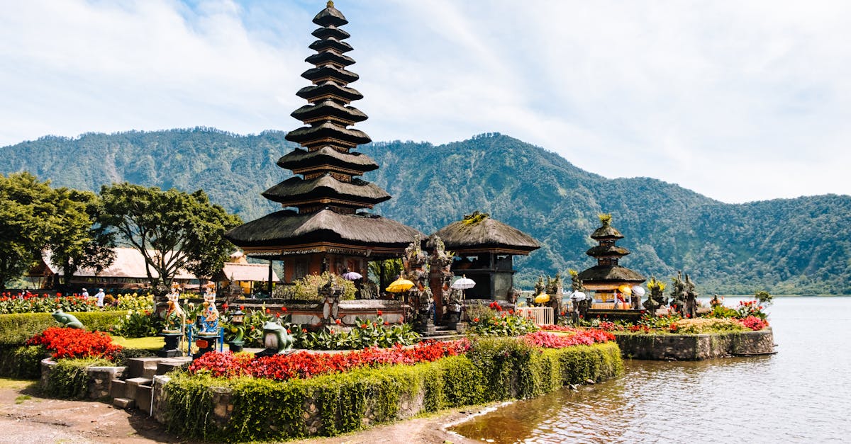 Romantic Beachfront Villas in Bali